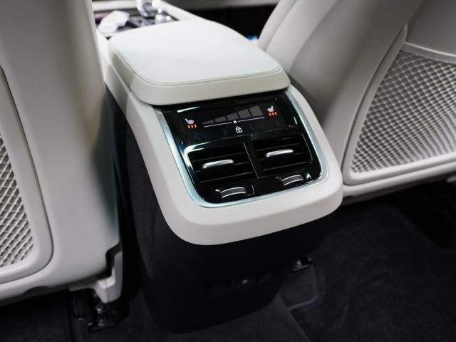 Ref:AUX-20900762 VOLVO XC90 2023 - Image 13