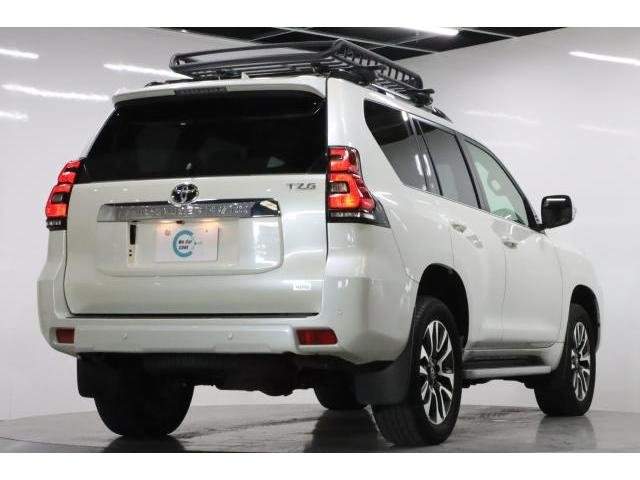 Ref:AUX-20900764 TOYOTA LAND CRUISER PRADO 2023 - Image 4