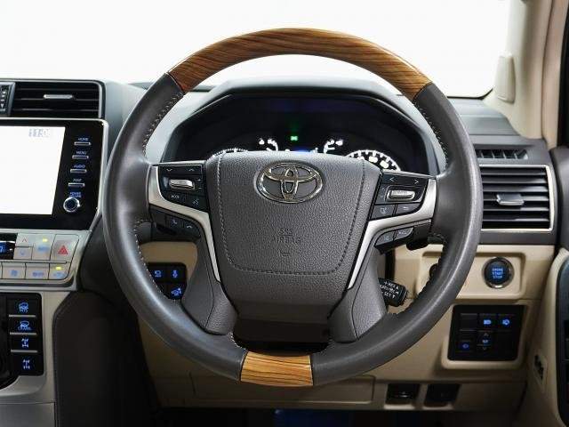 Ref:AUX-20900764 TOYOTA LAND CRUISER PRADO 2023 - Image 6