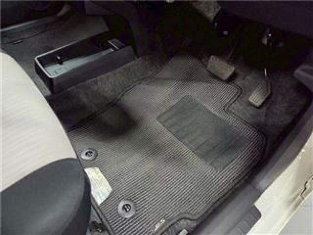 Ref:AUX-20906290 DAIHATSU MIRA E:S 2020 - Image 14