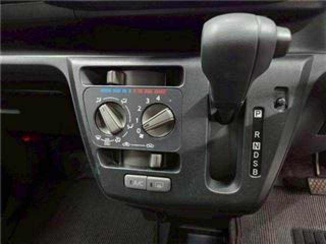 Ref:AUX-20906290 DAIHATSU MIRA E:S 2020 - Image 8