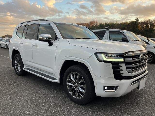 Ref:AUX-20906534 TOYOTA LAND CRUISER 2023