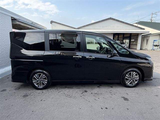 Ref:AUX-20910874 NISSAN SERENA 2025 - Image 2