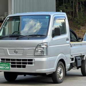 2020 Nissan Nt100Clipper Truck silver gasoline used car Japan export