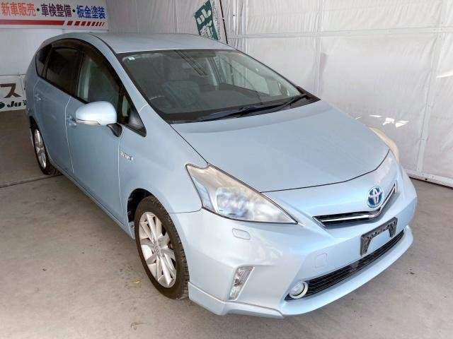 Ref:AUX-20940137 TOYOTA PRIUS ALPHA 2013
