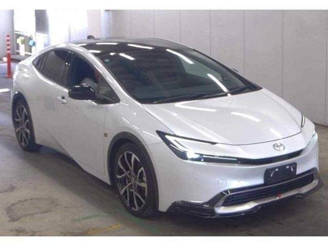 Ref:AUX-20940222 TOYOTA PRIUS PHV 2024
