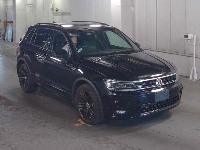 Ref:AUX-20940622 VOLKSWAGEN TIGUAN 2020