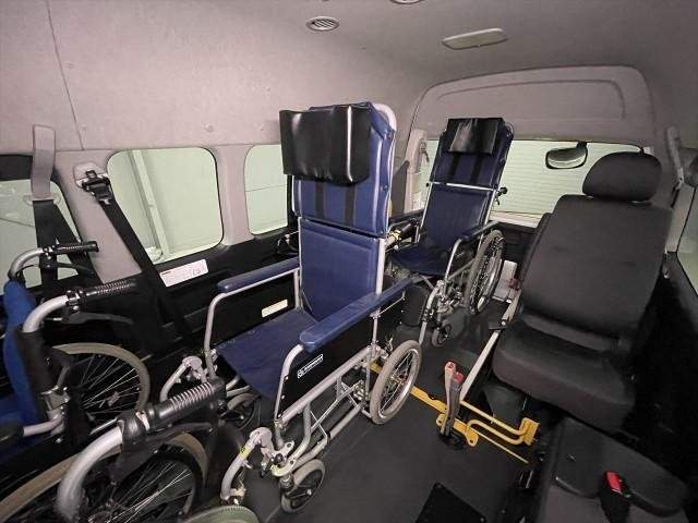 Ref:AUX-20940695 TOYOTA HIACE COMMUTER 2017 - Image 16