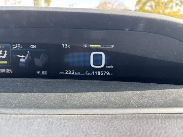 Ref:AUX-20940718 TOYOTA PRIUS 2017 - Image 12