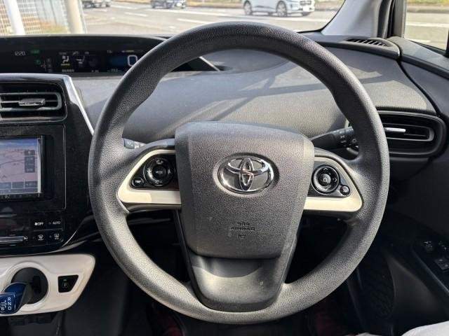 Ref:AUX-20940718 TOYOTA PRIUS 2017 - Image 14