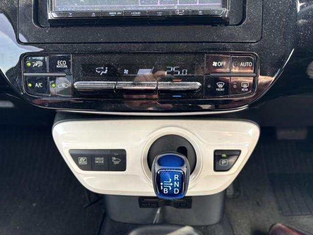 Ref:AUX-20940718 TOYOTA PRIUS 2017 - Image 15