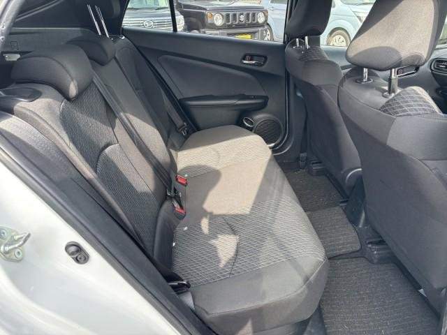 Ref:AUX-20940718 TOYOTA PRIUS 2017 - Image 4