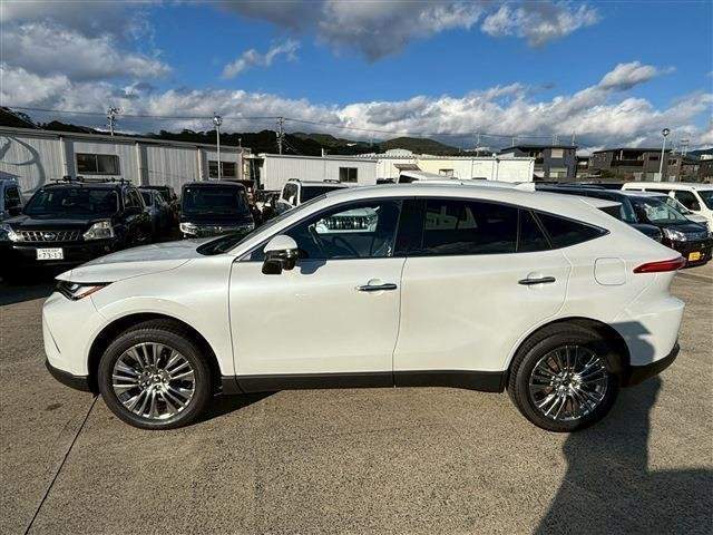 Ref:AUX-20940818 TOYOTA HARRIER HYBRID 2024 - Image 12