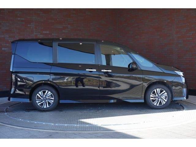 Ref:AUX-20944414 NISSAN SERENA 2025 - Image 4