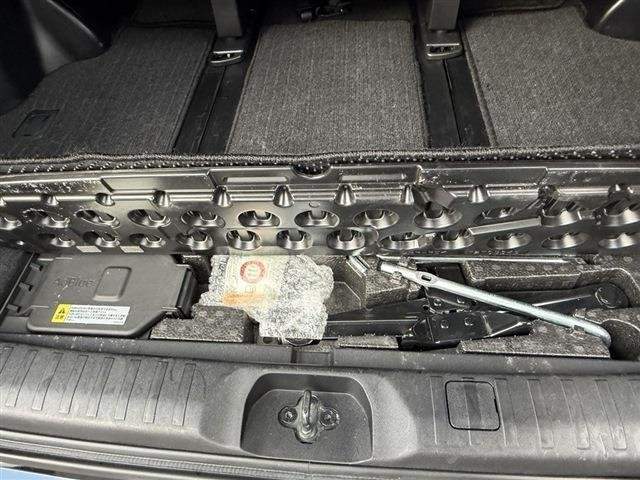 Ref:AUX-20944711 MITSUBISHI DELICA D:5 2024 - Image 13