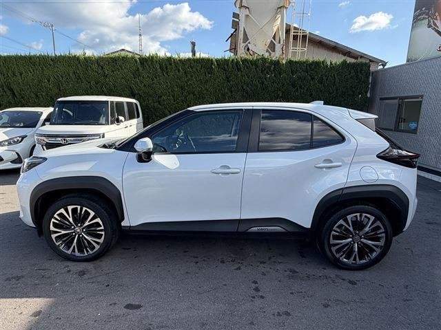 Ref:AUX-20944712 TOYOTA YARIS CROSS 2024 - Image 3