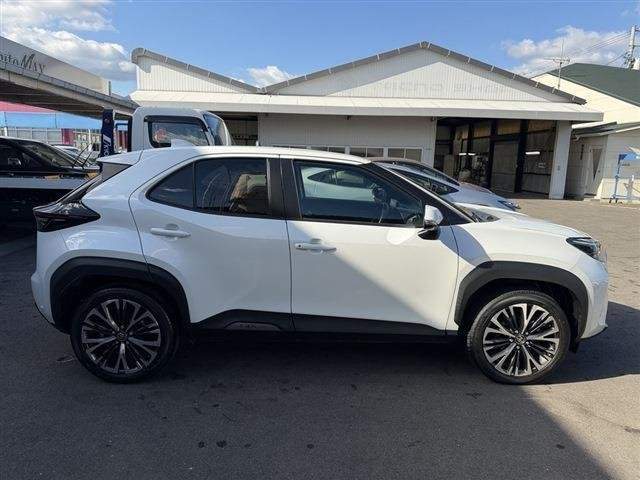 Ref:AUX-20944712 TOYOTA YARIS CROSS 2024 - Image 4