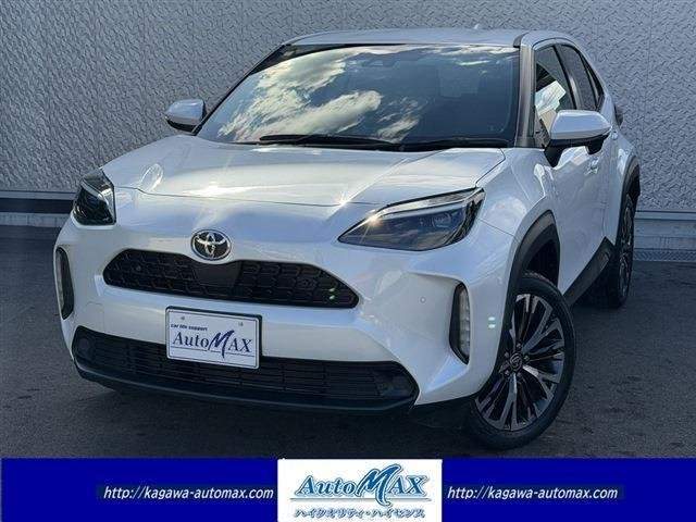Ref:AUX-20944712 TOYOTA YARIS CROSS 2024
