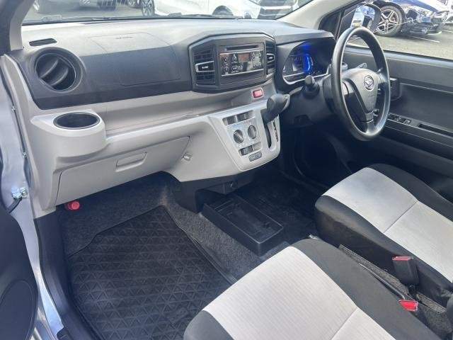 Ref:AUX-20944722 DAIHATSU MIRA E:S 2022 - Image 8