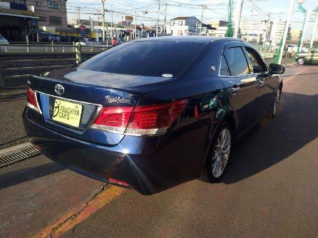 Ref:AUX-20957700 TOYOTA CROWN 2017 - Image 2