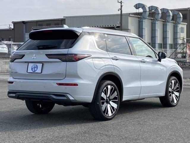 Ref:AUX-20957819 MITSUBISHI OUTLANDER PHEV 2025 - Image 14