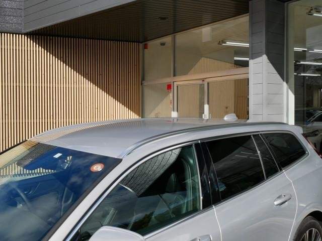 Ref:AUX-20957832 VOLVO V60 2023 - Image 17