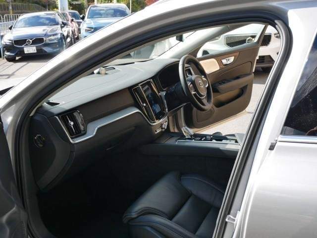 Ref:AUX-20957832 VOLVO V60 2023 - Image 6