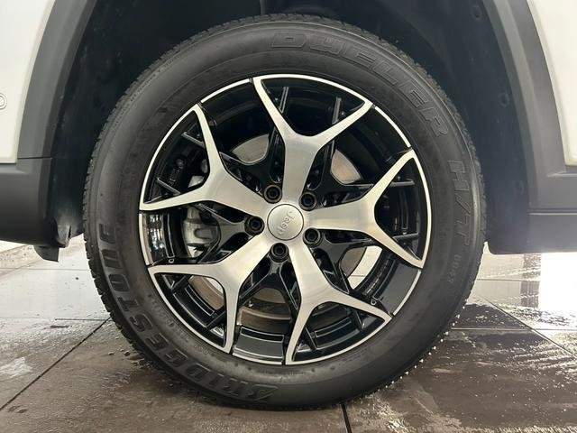 Ref:AUX-20957932 CHRYSLER JEEP JEEP COMMANDER 2023 - Image 18