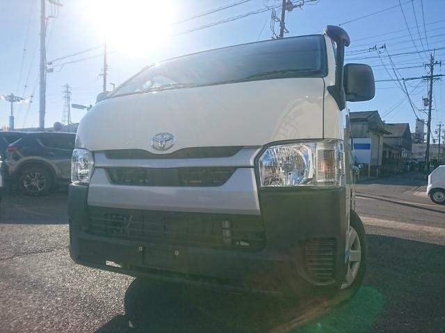 Ref:AUX-20961378 TOYOTA HIACE VAN 2020