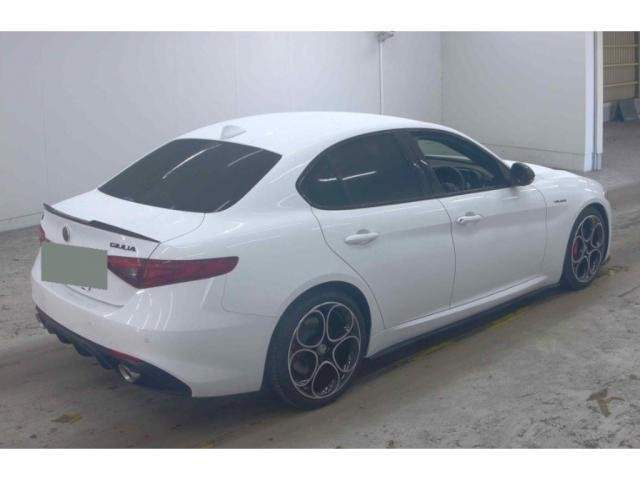 Ref:AUX-20961724 ALFA ROMEO GIULIA 2025 - Image 8