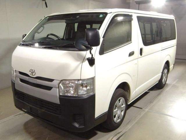 Ref:AUX-20961746 TOYOTA HIACE VAN 2019
