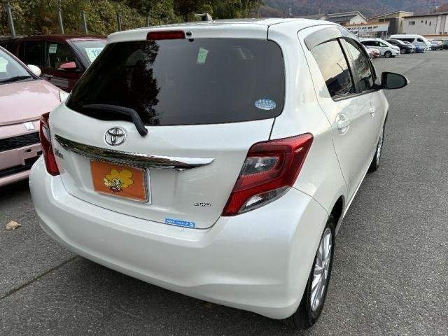 Ref:AUX-20975092 TOYOTA VITZ 2015 - Image 2