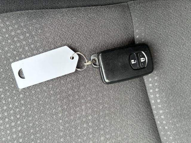 Ref:AUX-20975092 TOYOTA VITZ 2015 - Image 9