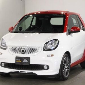 2018 Mcc Smart Smart Fortwo Cabrio white gasoline used car Japan export