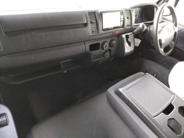Ref:AUX-20978593 TOYOTA HIACE VAN 2020 - Image 4