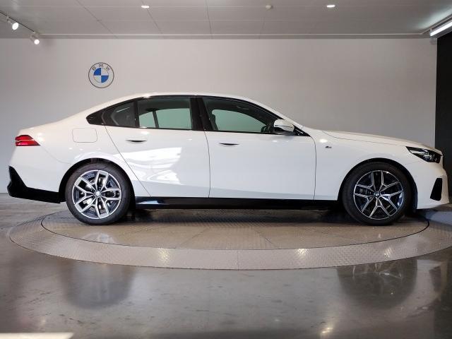 Ref:AUX-20982353 BMW 5 SERIES 2023 - Image 8