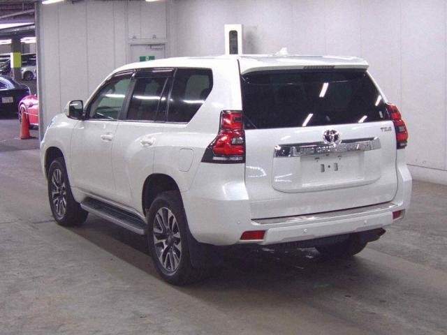 Ref:AUX-20984205 TOYOTA LAND CRUISER PRADO 2021 - Image 2