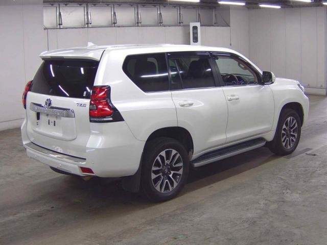 Ref:AUX-20984205 TOYOTA LAND CRUISER PRADO 2021 - Image 6
