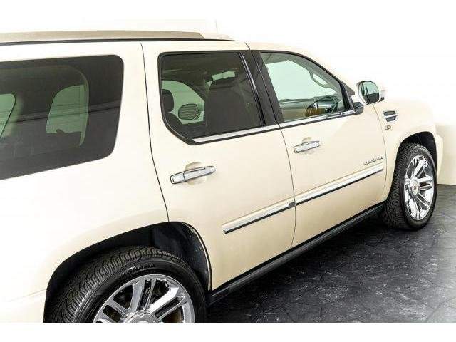 Ref:AUX-20991125 CADILLAC CADILLAC ESCALADE 2012 - Image 10