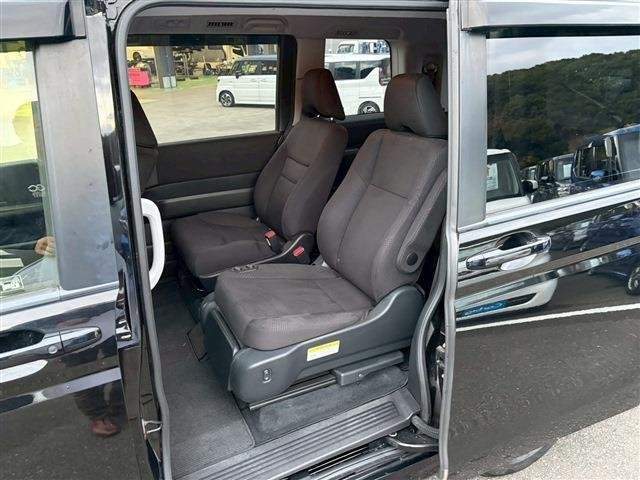 Ref:AUX-20996633 HONDA STEPWAGON SPADA 2012 - Image 4