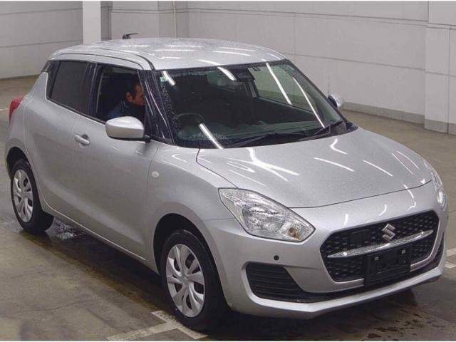 Ref:AUX-21000191 SUZUKI SWIFT 2022