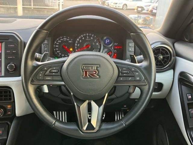 Ref:AUX-21010715 NISSAN GT-R 2020 - Image 18