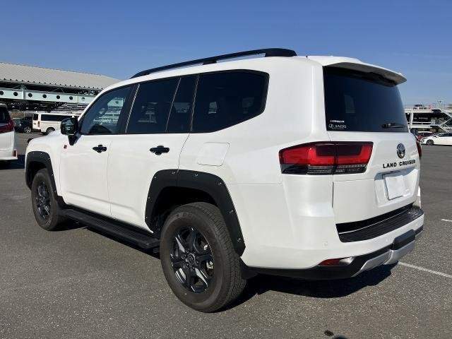 Ref:AUX-21010743 TOYOTA LAND CRUISER 2023 - Image 2
