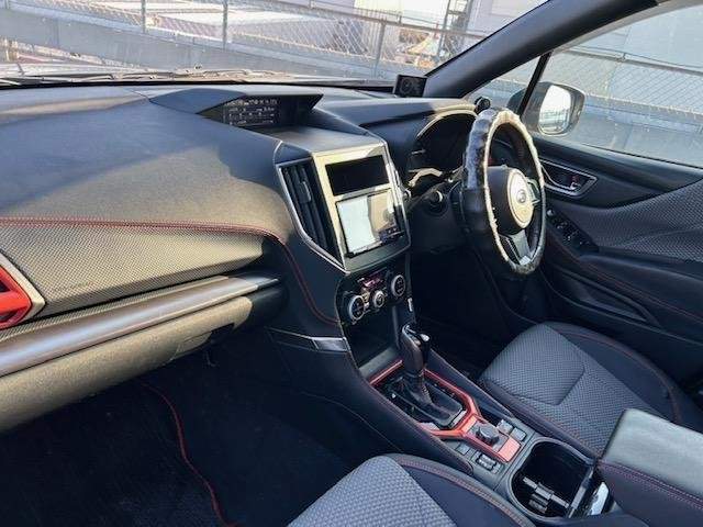 Ref:AUX-21014440 SUBARU FORESTER 2018 - Image 12