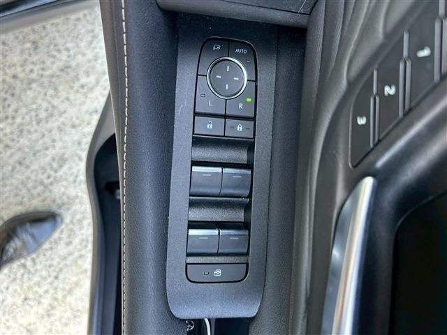 Ref:AUX-21014506 TOYOTA ALPHARD HYBRID 2024 - Image 18