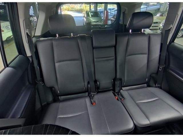 Ref:AUX-21032315 TOYOTA LAND CRUISER PRADO 2023 - Image 4