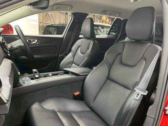 Ref:AUX-21039697 VOLVO V60 2021 - Image 12