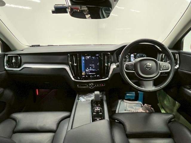 Ref:AUX-21039697 VOLVO V60 2021 - Image 3