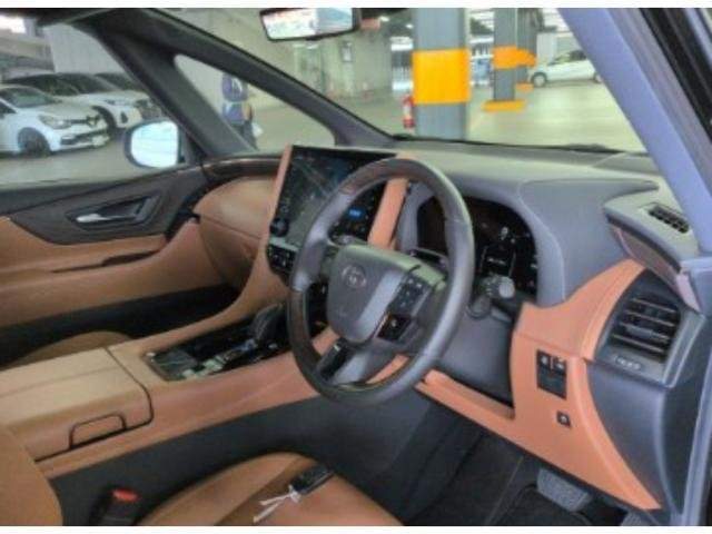 Ref:AUX-21045270 TOYOTA VELLFIRE 2025 - Image 3