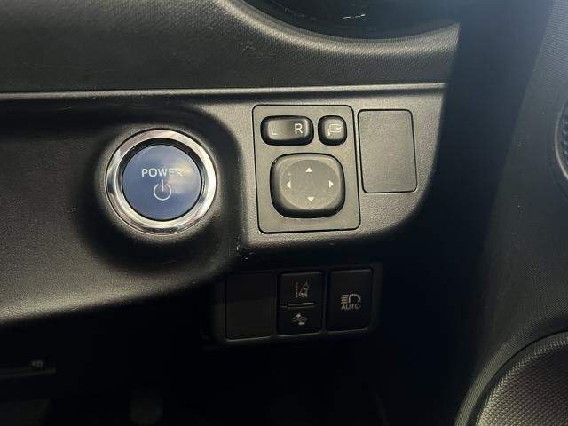 Ref:AUX-21048857 TOYOTA AQUA 2016 - Image 12